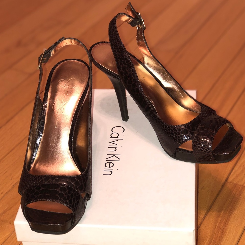 Women’s shoes